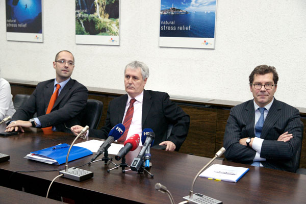 2011. 12. 12. - ZAIC nudi 87 2 miljuna eura stalne koncesijske naknade za Zracnu luku Zagreb